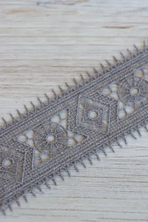 Stormy Gray 1.5" Wide Venice Trim